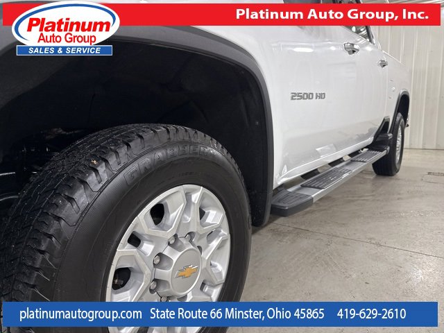 Used 2021 Chevrolet Silverado 2500 LTZ w/ LTZ Convenience Package image 42