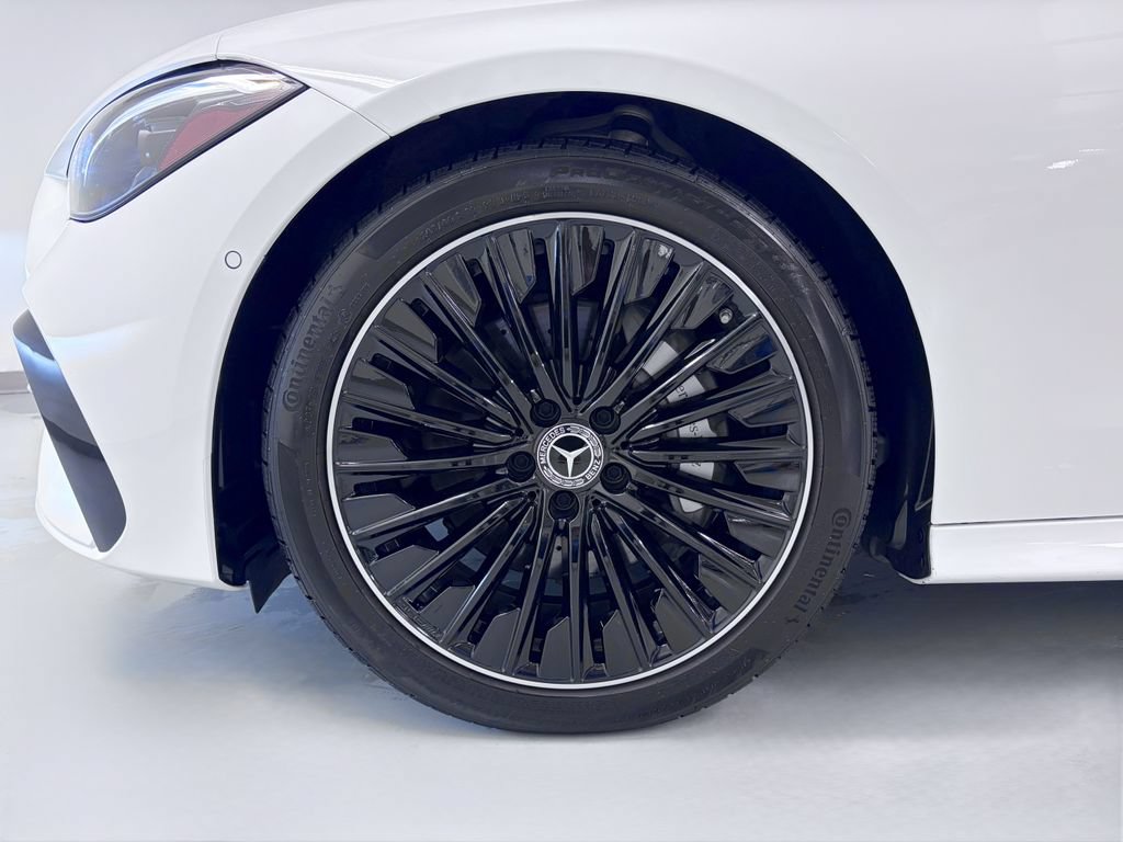 Certified 2026 Mercedes-Benz CLE 300 4MATIC Coupe image 13
