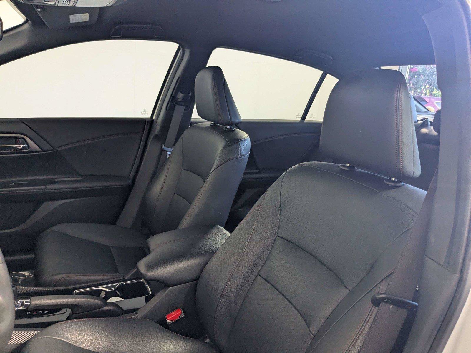 Used 2017 Honda Accord Sport Special Edition image 10