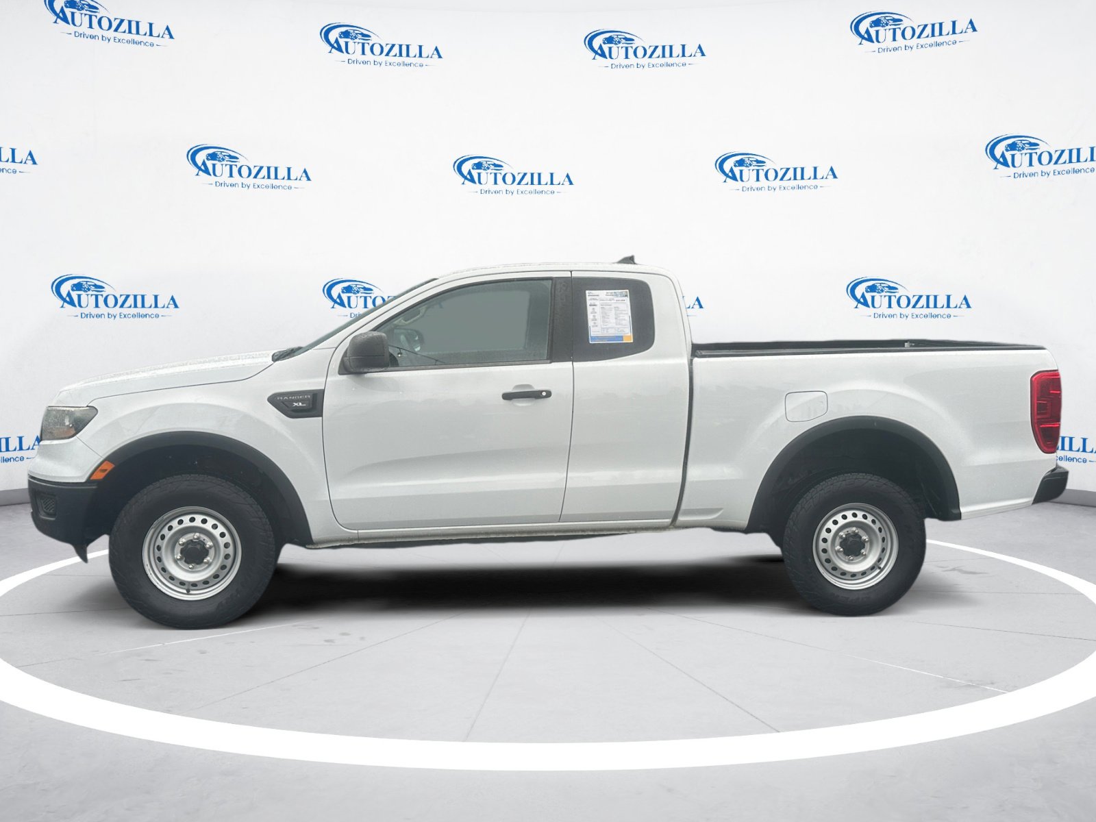 Used 2020 Ford Ranger XL w/ Equipment Group 101A Mid image 2