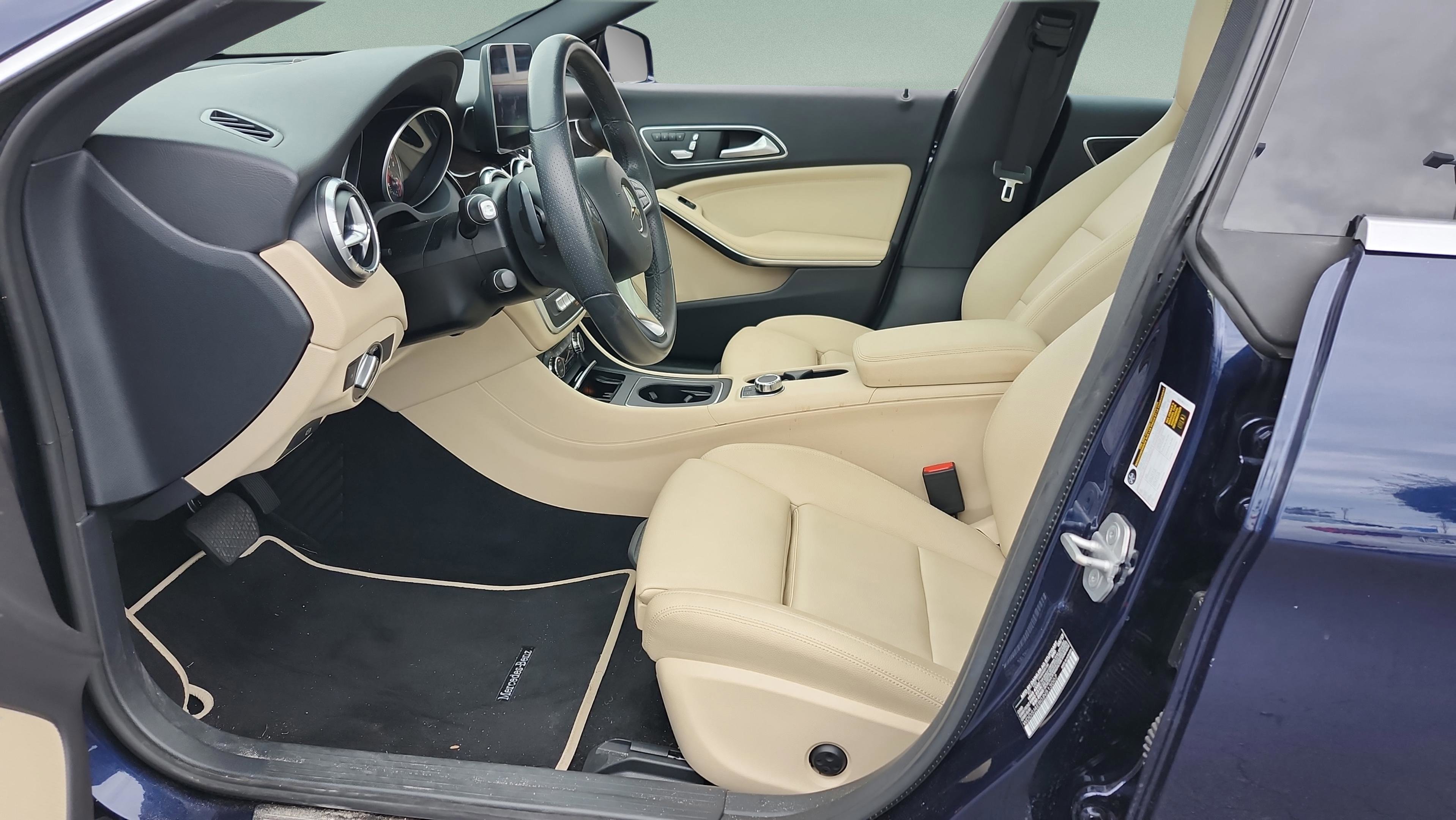 Used 2018 Mercedes-Benz CLA 250 image 26