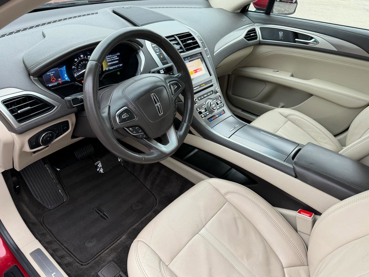 Used 2017 Lincoln MKZ Reserve w/ Climate Package image 13