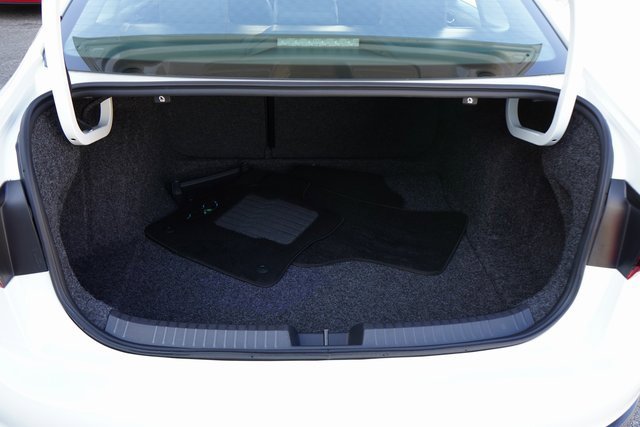 Used 2023 Volkswagen Jetta SE image 7