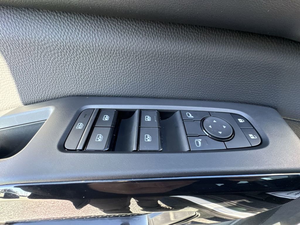 New 2026 Nissan Pathfinder SV image 13