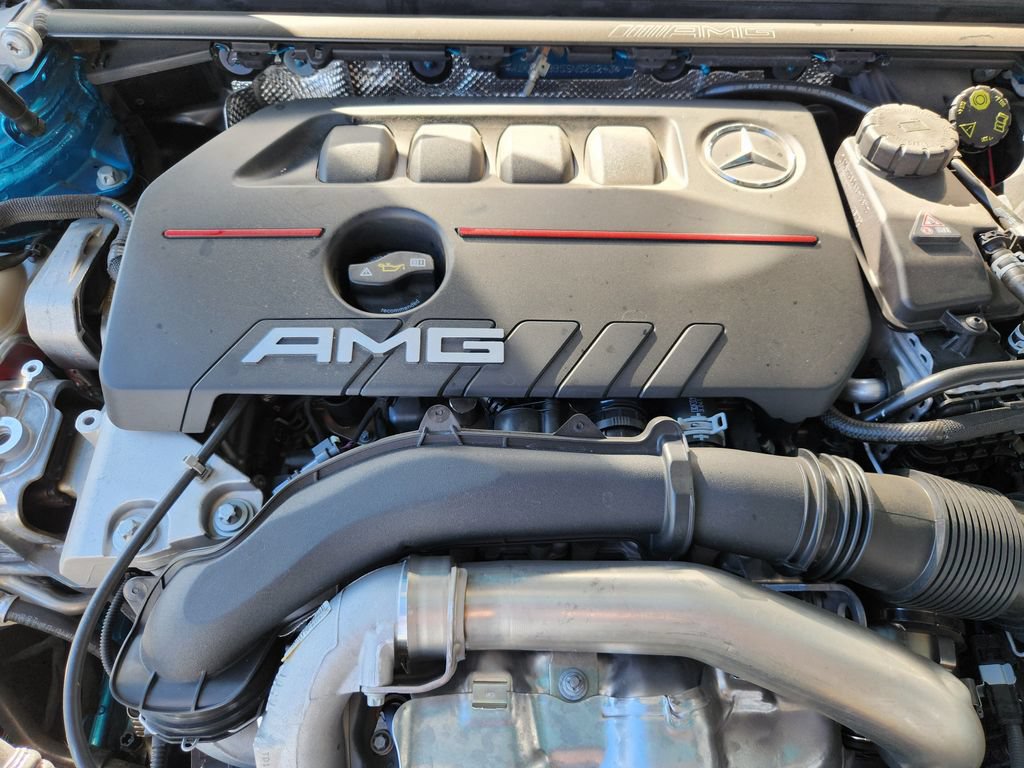 Used 2025 Mercedes-Benz CLA 35 AMG 4MATIC image 31