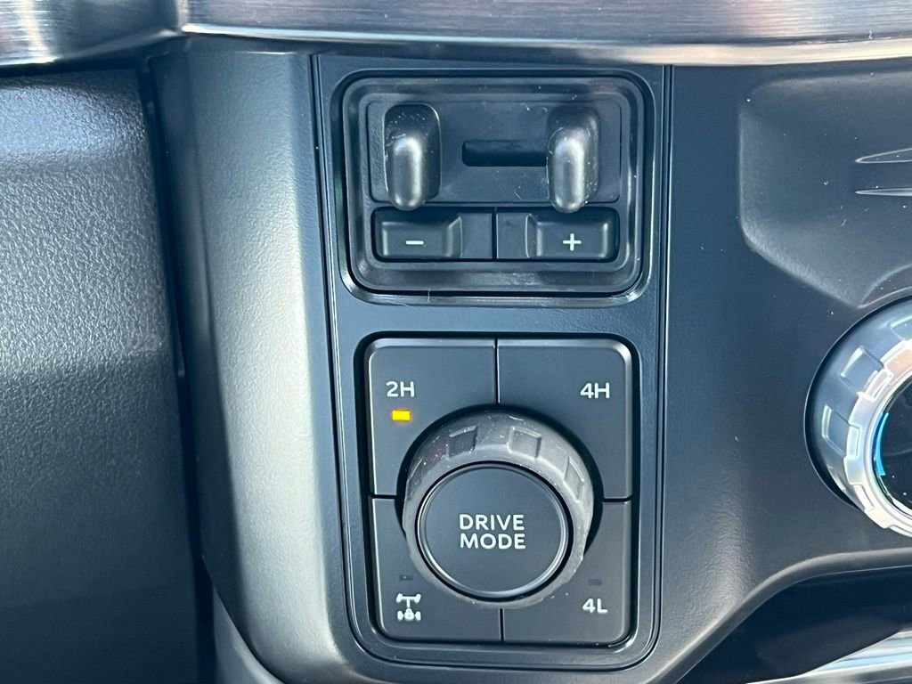 New 2026 Ford F350 Lariat w/ FX4 Off-Road Package image 31