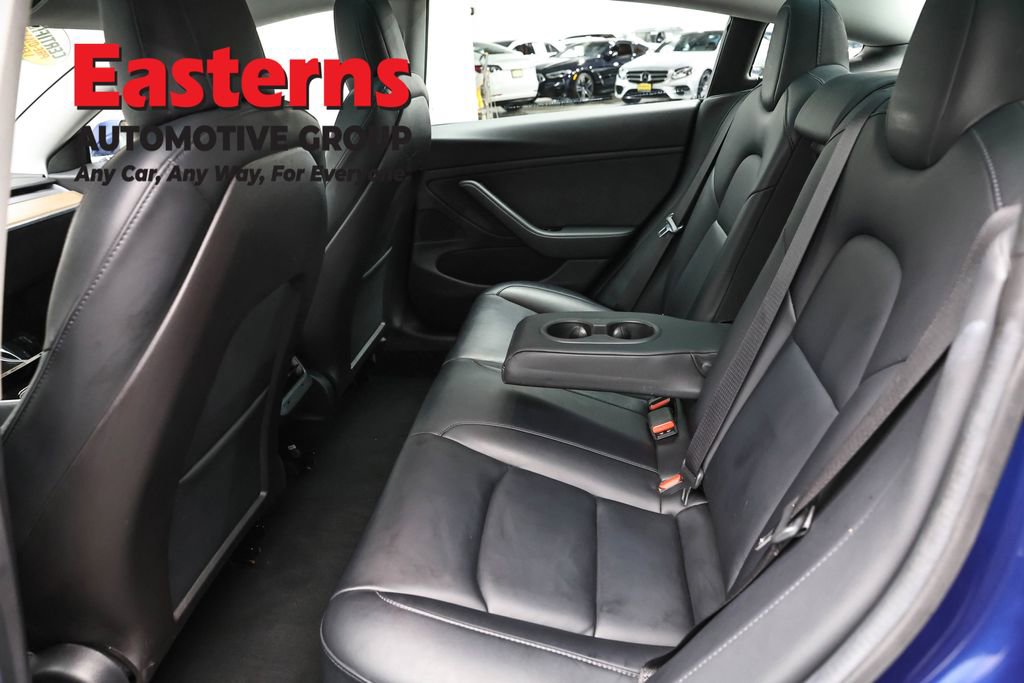 Used 2019 Tesla Model 3 Standard Range image 16