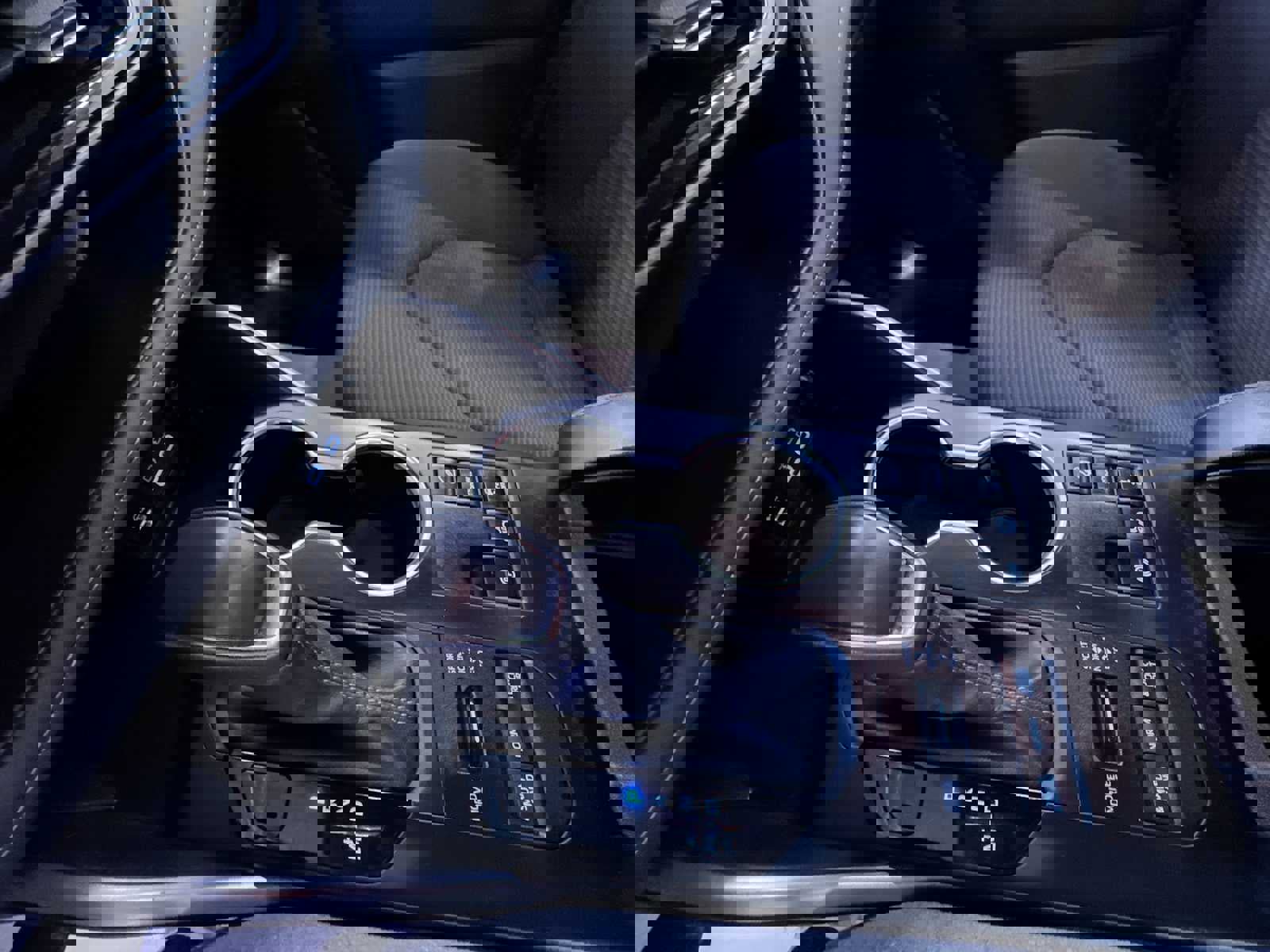 Used 2024 Toyota RAV4 LE image 29