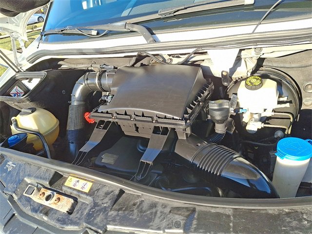 Used 2014 Freightliner Sprinter 2500 image 25