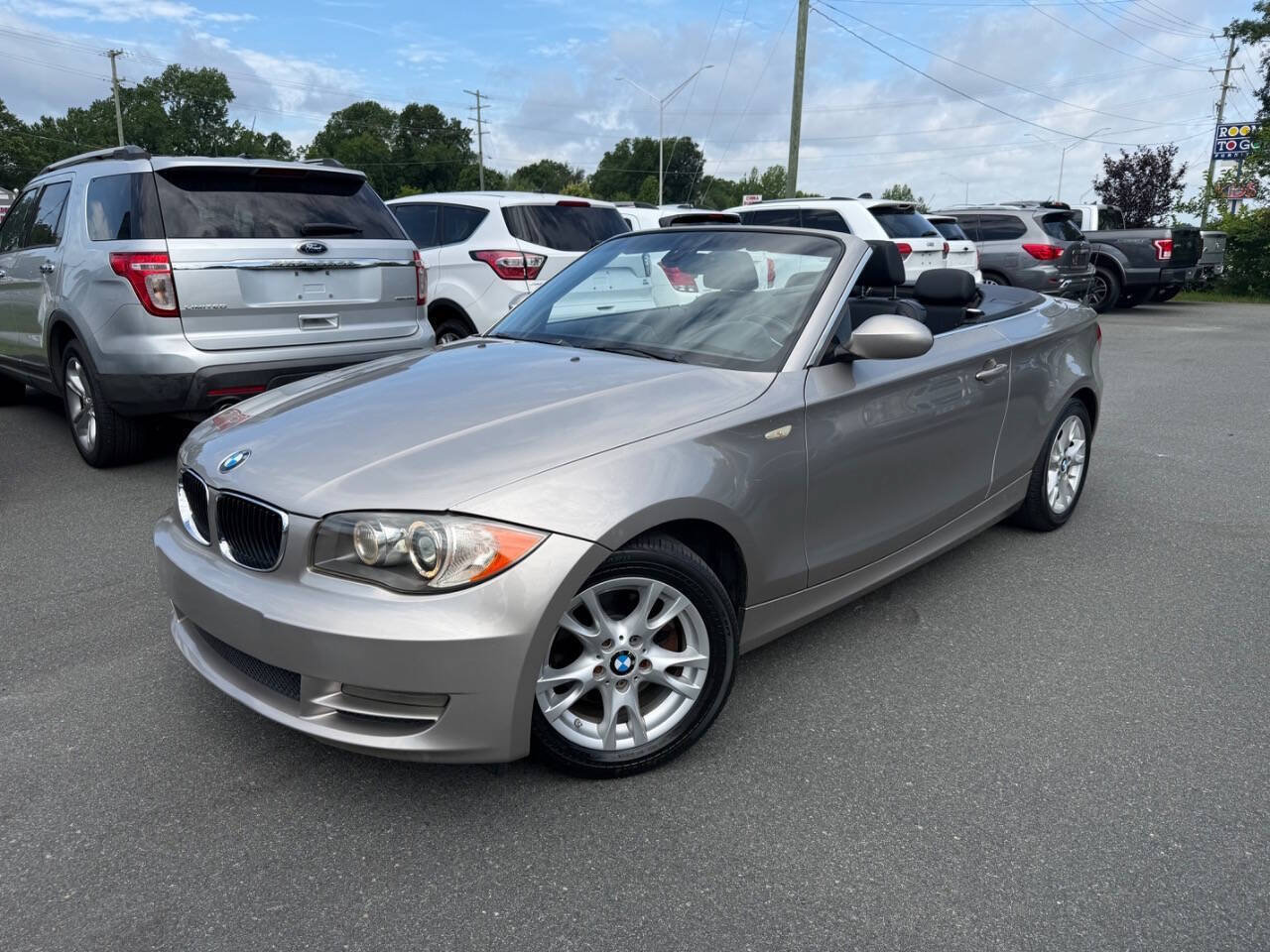 Used 2009 BMW 128i Convertible RWD image 1