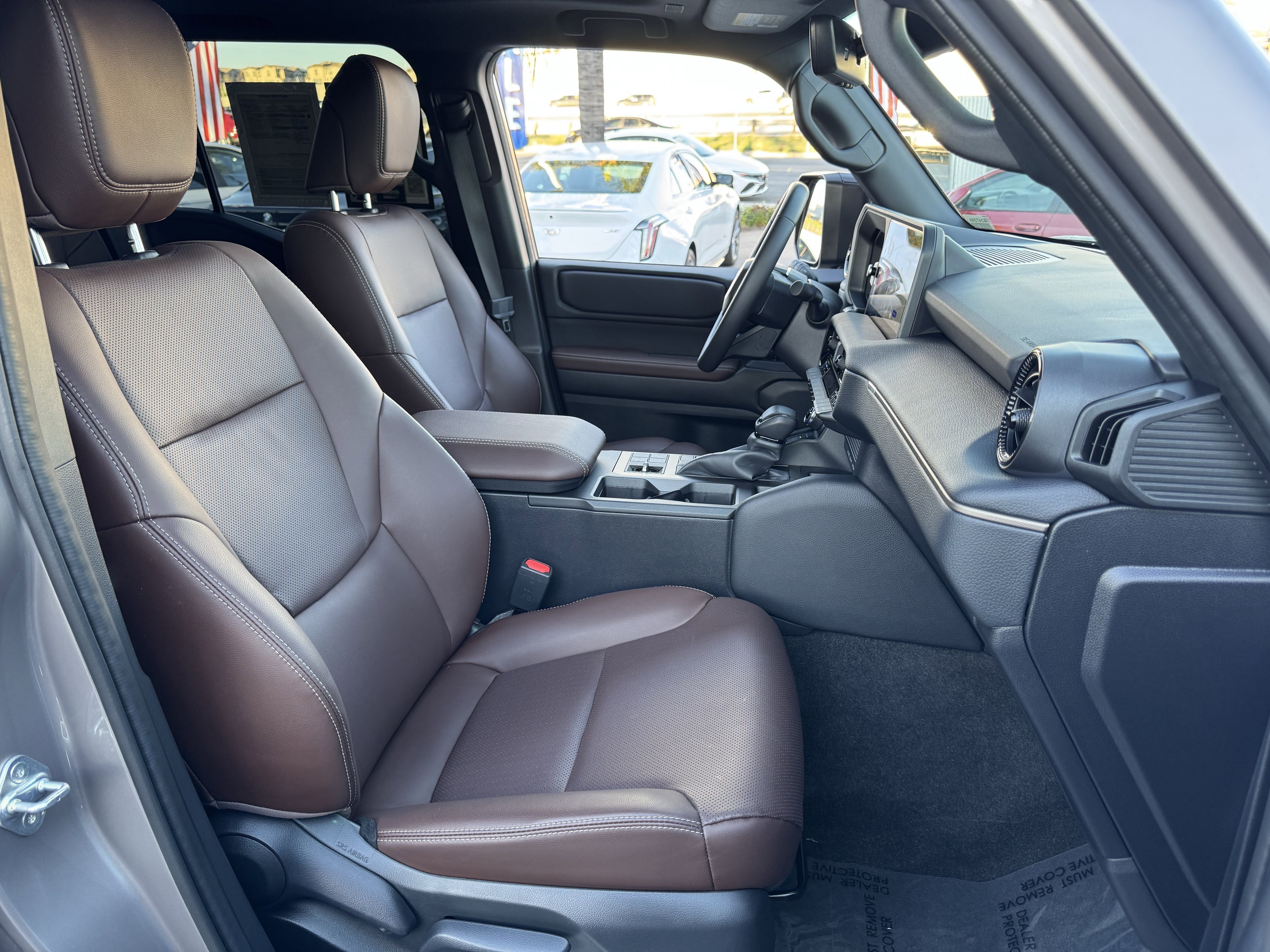 Used 2025 Toyota Land Cruiser image 36