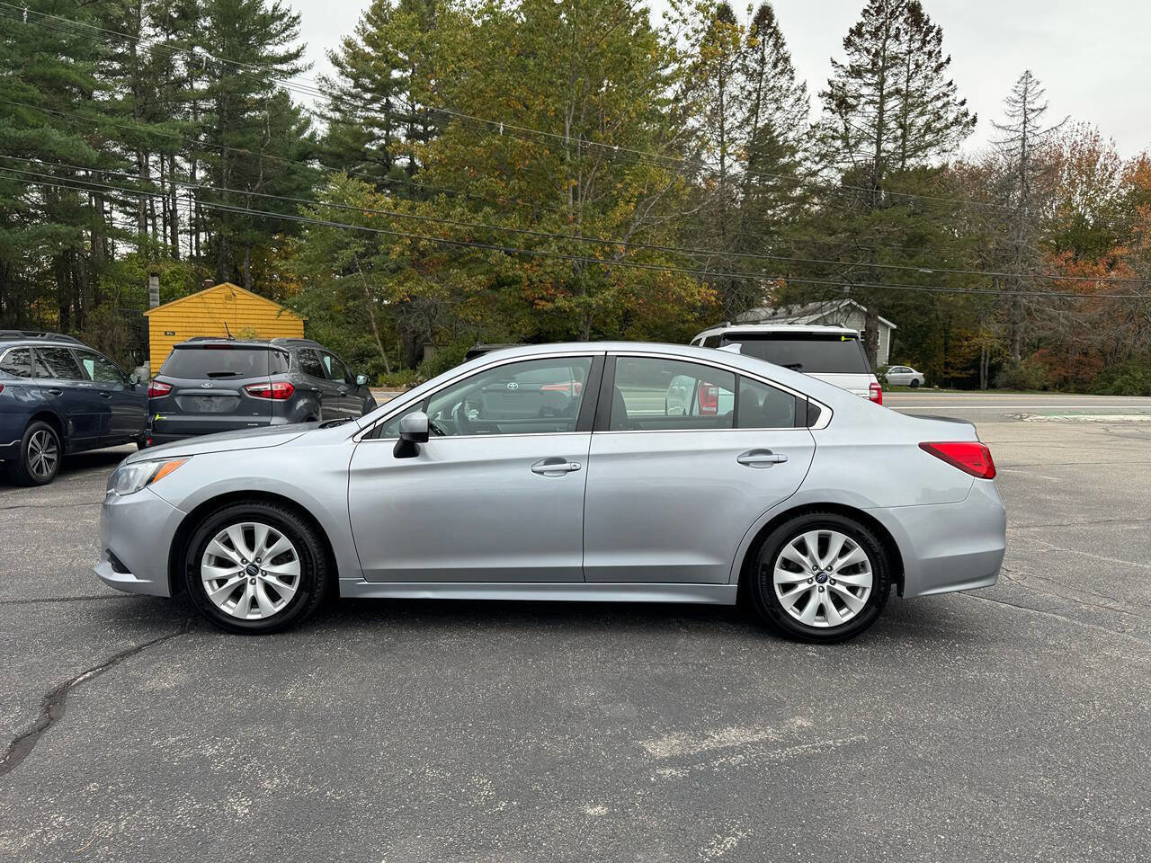Used 2016 Subaru Legacy 2.5i Premium image 11