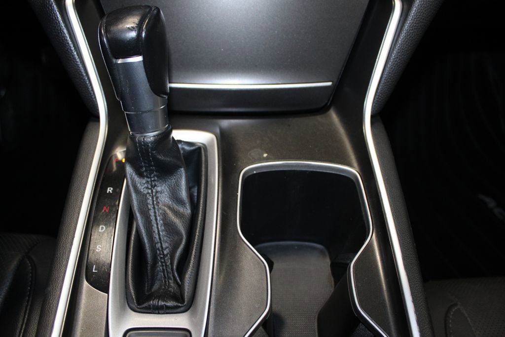 Used 2021 Honda Accord EX-L image 34