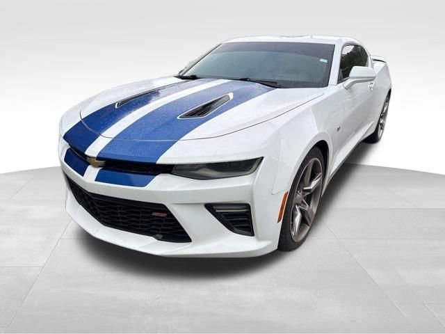 Used 2017 Chevrolet Camaro SS RWD image 5