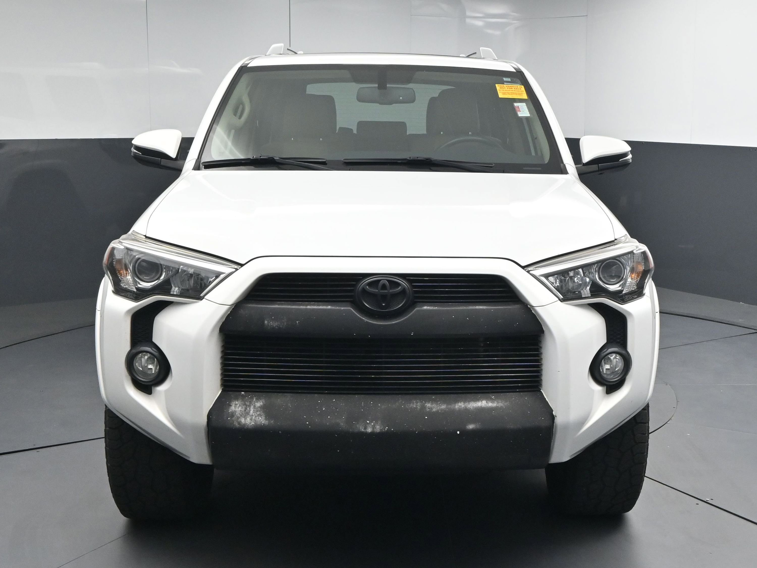 Used 2016 Toyota 4Runner SR5 Premium image 2