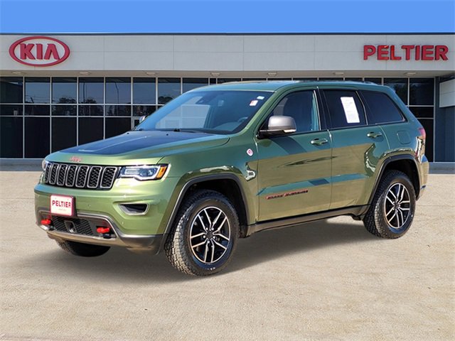 Used 2020 Jeep Grand Cherokee Trailhawk w/ Trailhawk Luxury Group image 3
