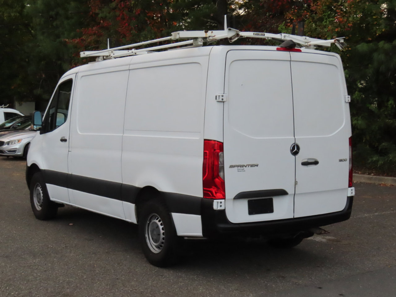 Used 2020 Mercedes-Benz Sprinter 1500 w/ Driver Convenience Package image 4