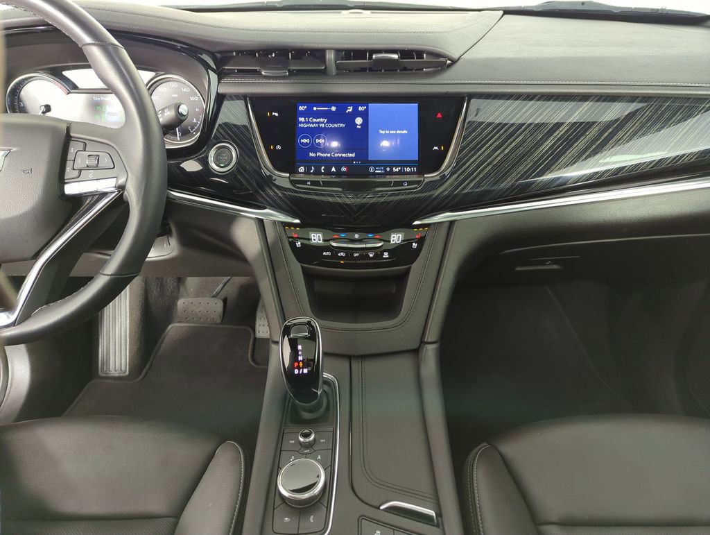 Certified 2025 Cadillac XT6 Premium Luxury AWD/4WD image 24