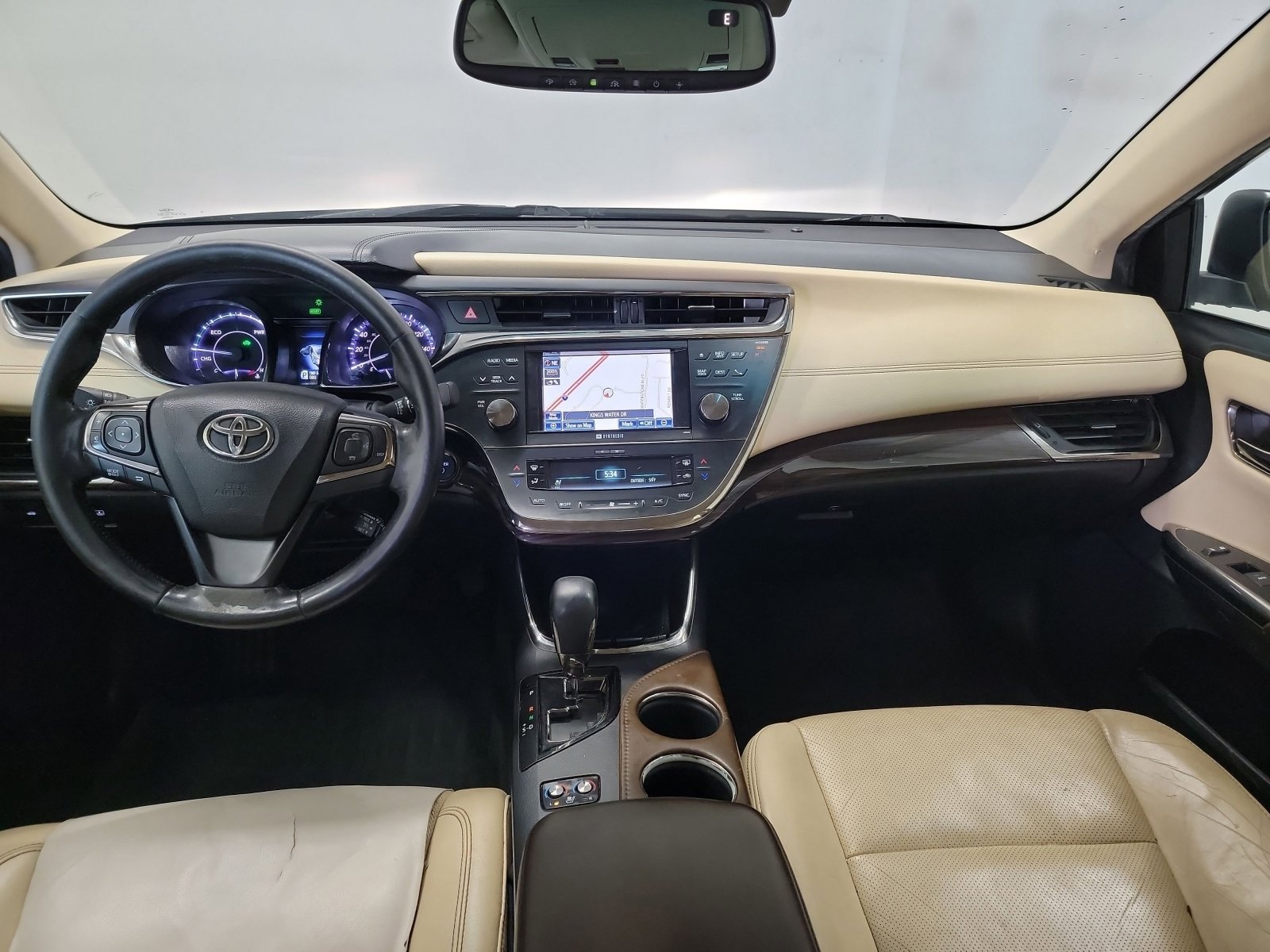 Used 2014 Toyota Avalon Limited image 15