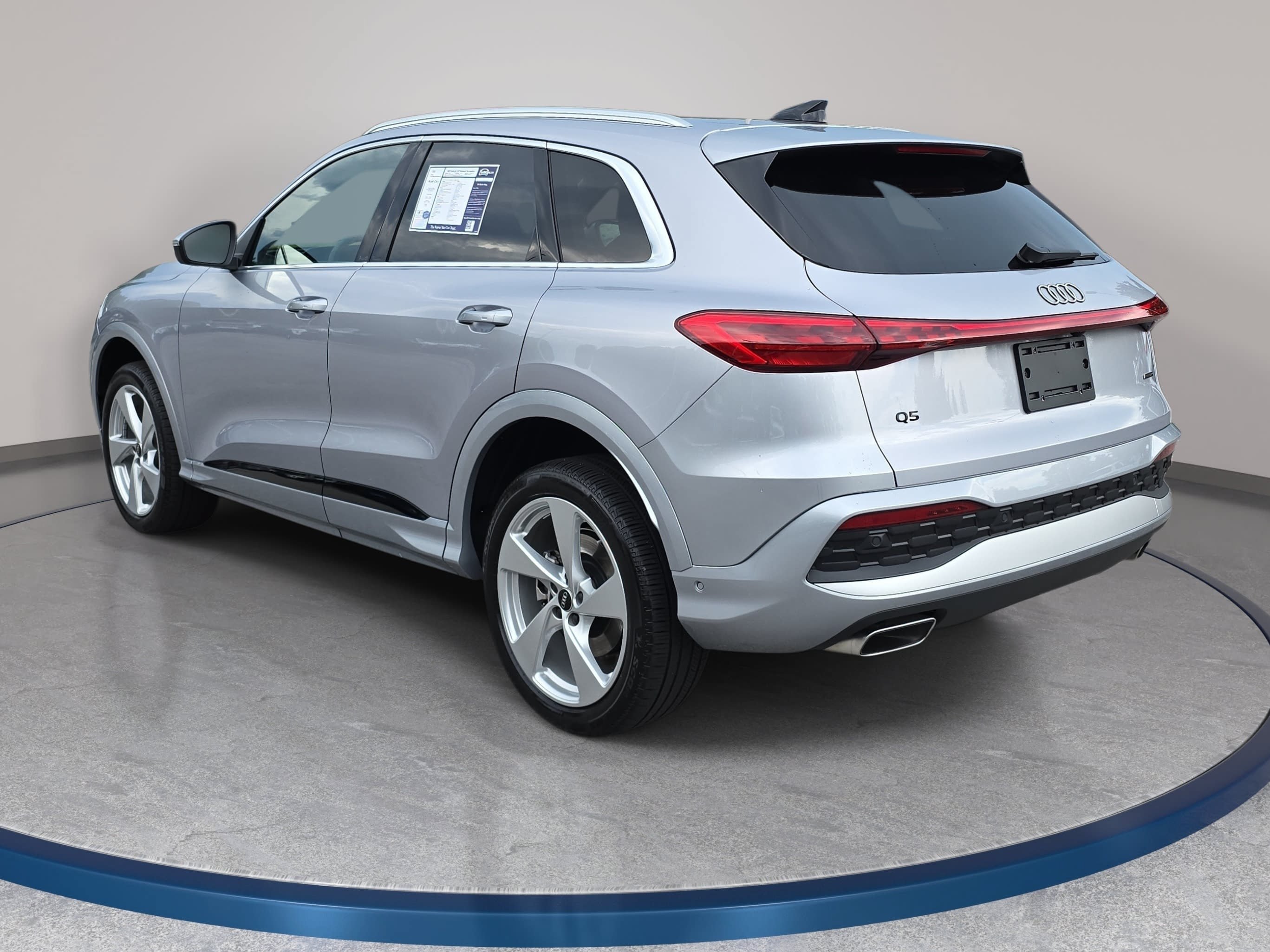 Certified 2025 Audi Q5 Premium Plus w/ Premium Plus AWD/4WD image 7
