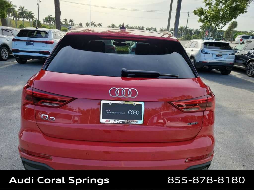 Certified 2025 Audi Q3 2.0T Premium w/ Convenience Package AWD/4WD image 5