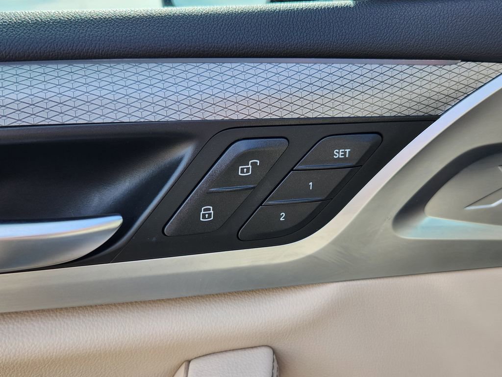 Used 2019 BMW X4 xDrive30i w/ M Sport Package 2 image 28