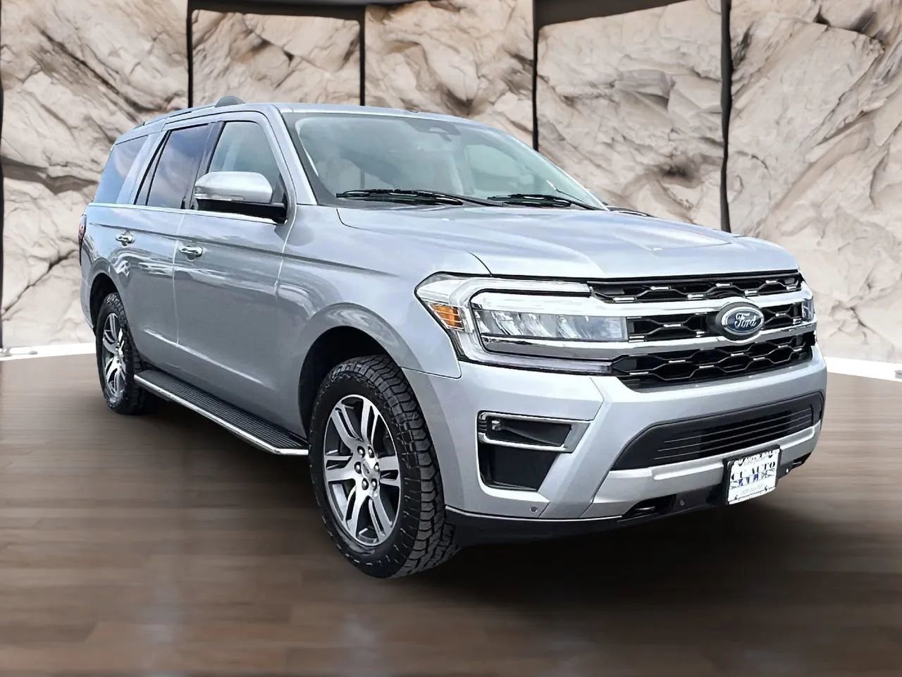 Used 2023 Ford Expedition Limited image 7