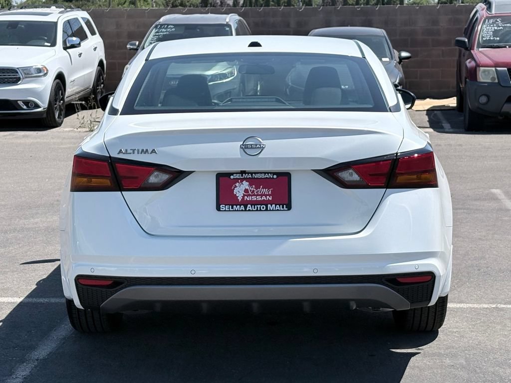 New 2026 Nissan Altima 2.5 SV FWD image 5