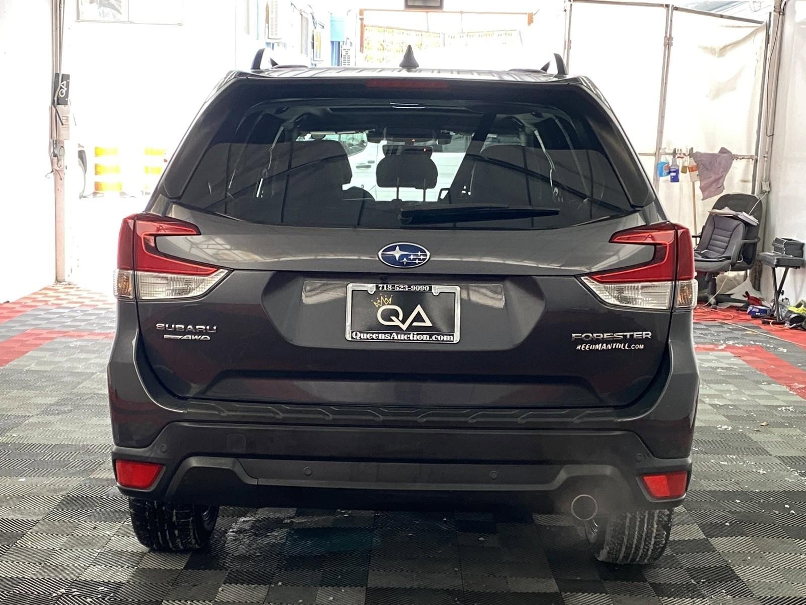 Used 2020 Subaru Forester Limited w/ Popular Package #3 AWD/4WD image 5