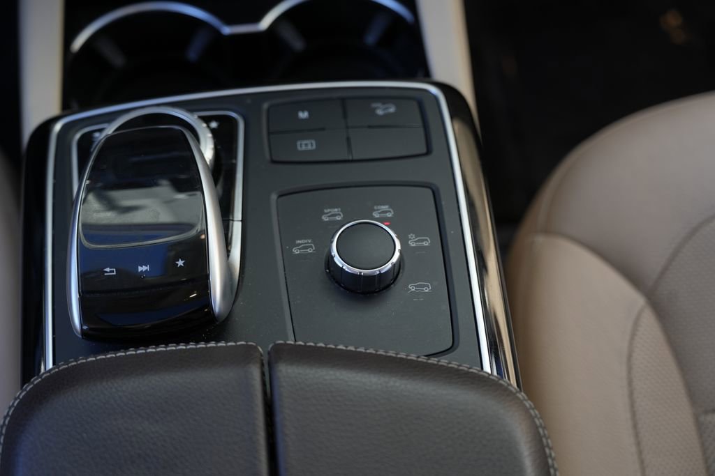 Used 2017 Mercedes-Benz GLE 400 4MATIC image 45