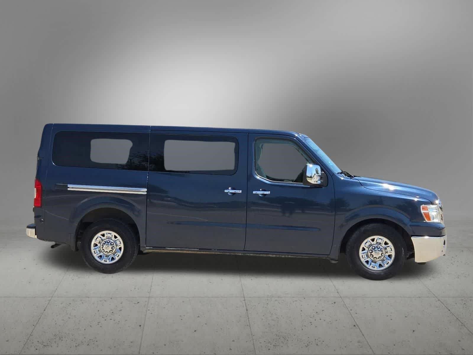 Used 2019 Nissan NV 3500 SL RWD image 7