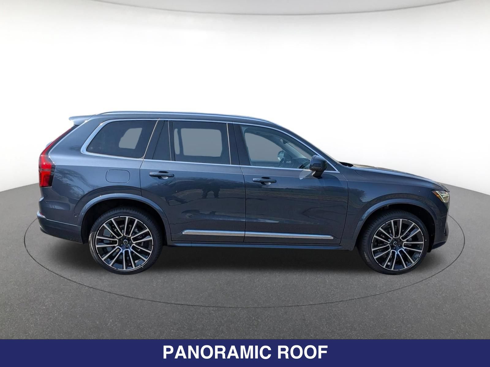 New 2026 Volvo XC90 B6 Plus w/ Protection Package Premier AWD/4WD image 6