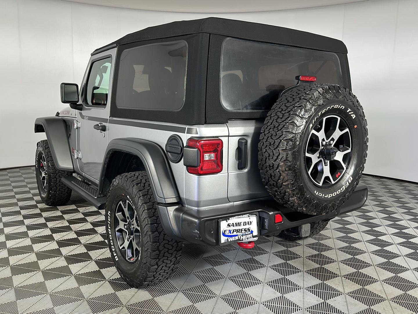 Used 2021 Jeep Wrangler Rubicon w/ LED Lighting Group AWD/4WD image 25