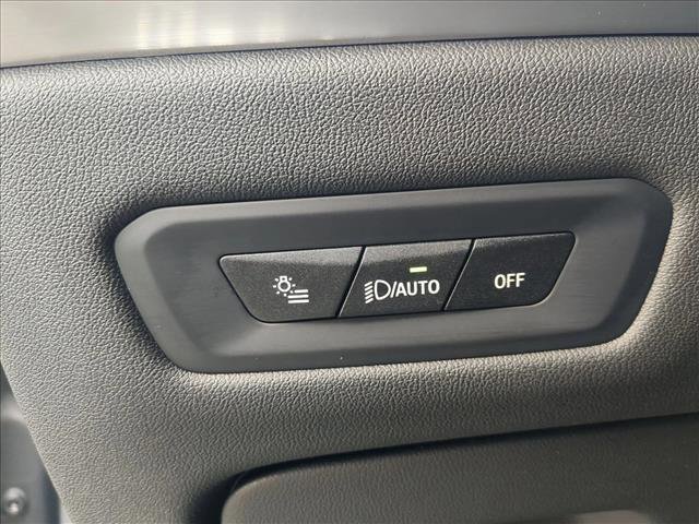 Used 2024 BMW X5 xDrive40i w/ Premium Package image 11