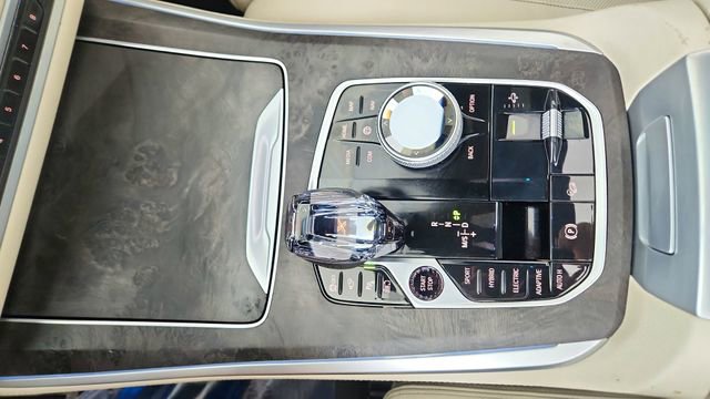 Used 2022 BMW X5 xDrive45e w/ M Sport Package image 50