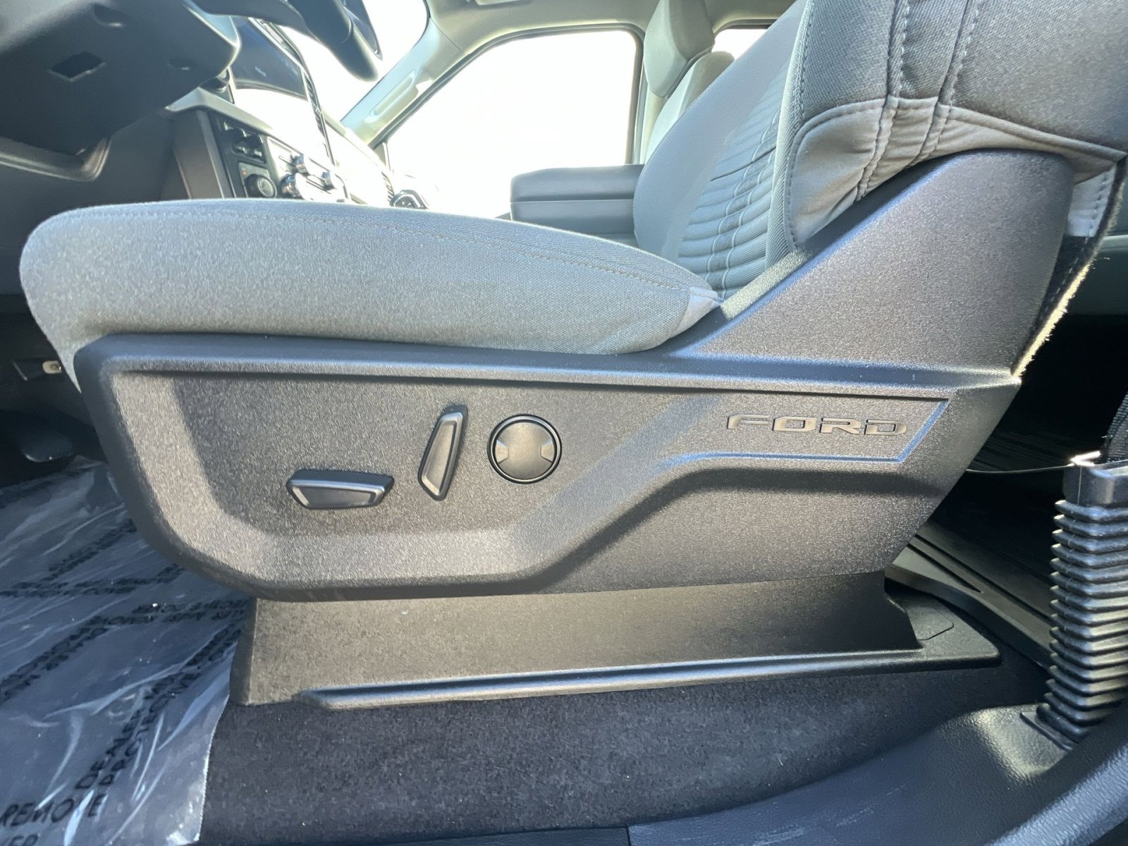 Used 2023 Ford F150 XLT w/ Equipment Group 302A High image 14