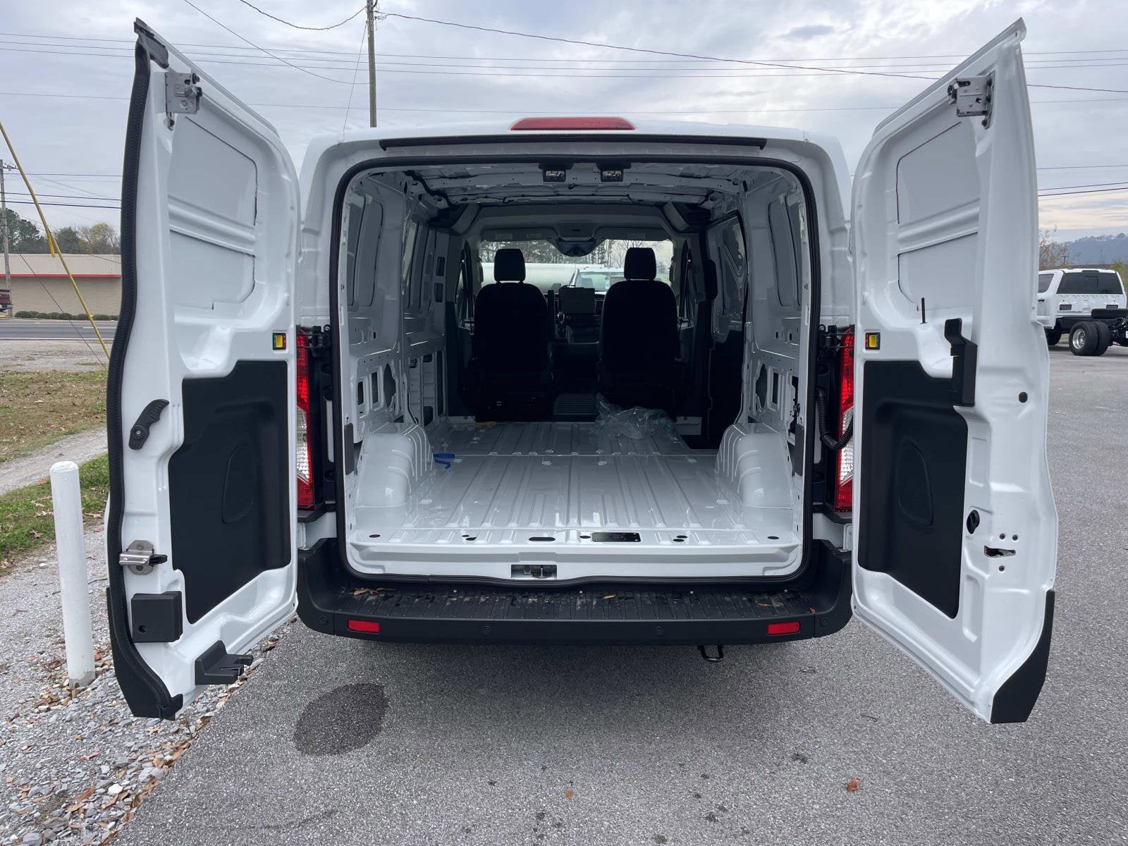 New 2026 Ford Transit 150 Low Roof RWD image 5