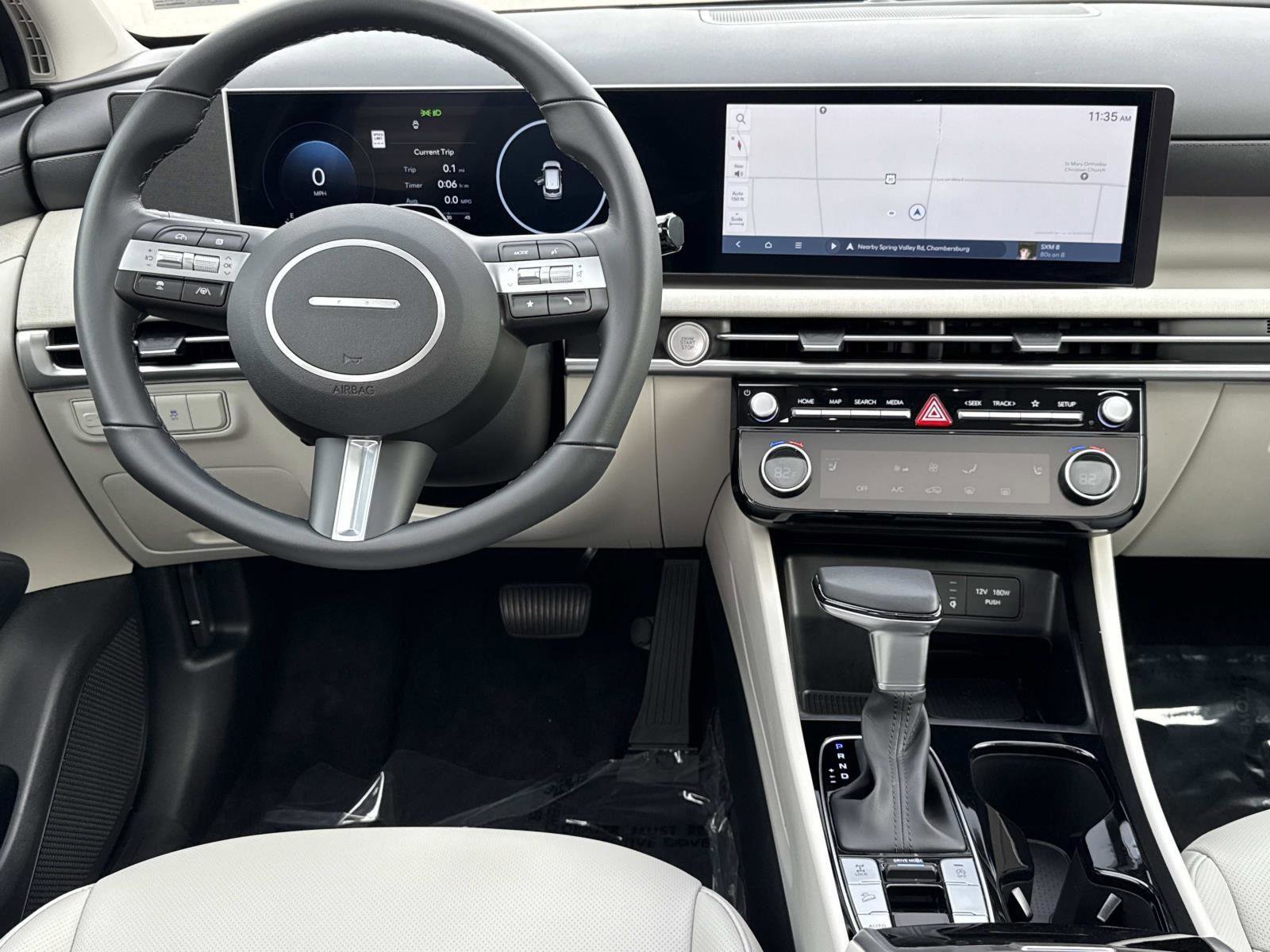 Certified 2025 Hyundai Tucson SEL image 2