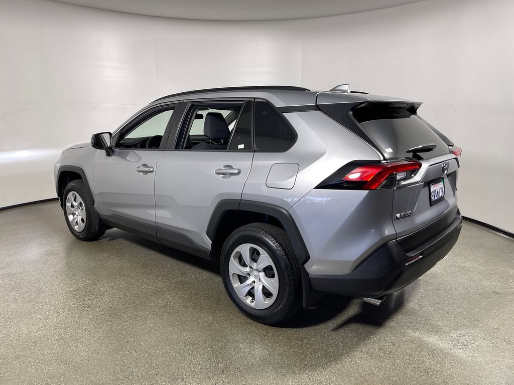 Certified 2021 Toyota RAV4 LE FWD image 5