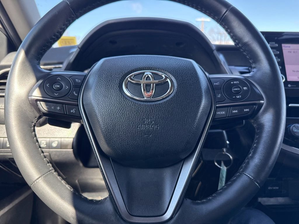 Used 2024 Toyota Camry SE w/ Cold Weather Package image 21