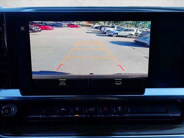 Used 2022 Chevrolet Silverado 1500 LT AWD/4WD image 15