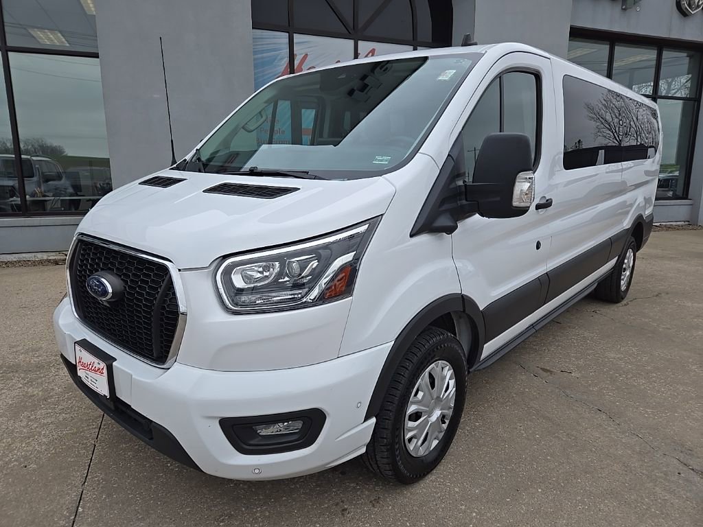 Used 2023 Ford Transit 350 XLT RWD image 2