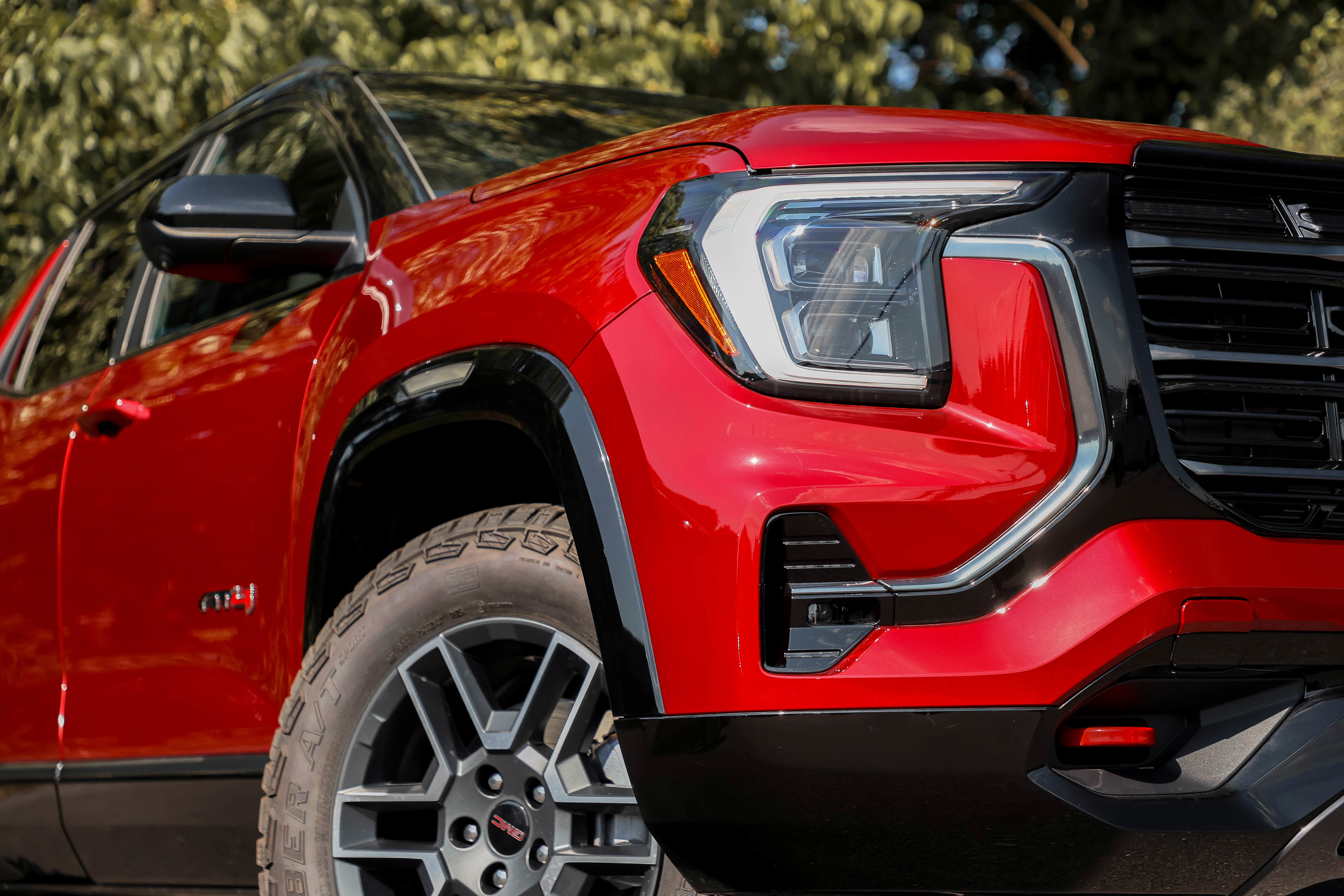 New 2026 GMC Terrain AT4 w/ Convenience Package III image 3