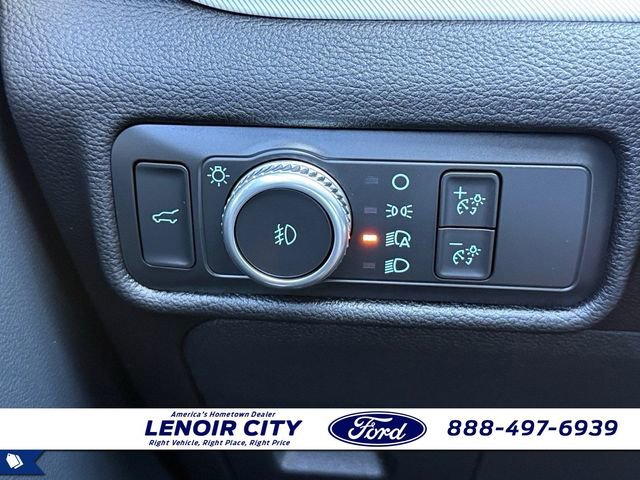 Certified 2021 Ford Explorer XLT w/ Equipment Group 202A RWD image 20