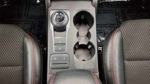 Used 2025 Ford Escape ST-Line image 34