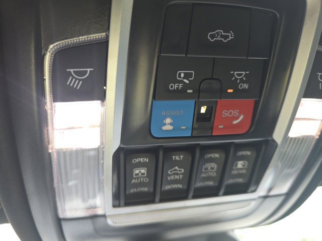 Used 2026 RAM 1500 Limited AWD/4WD image 23