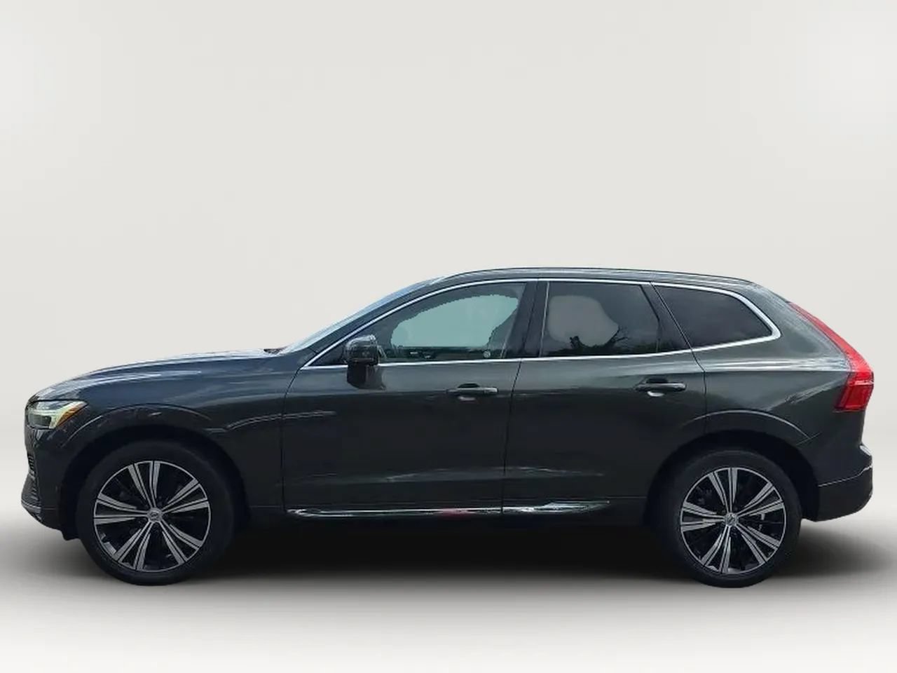 Used 2022 Volvo XC60 B6 Inscription w/ Advanced Package AWD/4WD image 5
