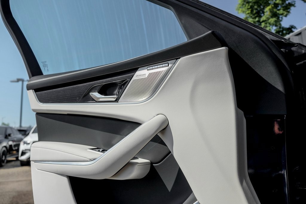 New 2026 Jaguar F-PACE R-Dynamic S image 11