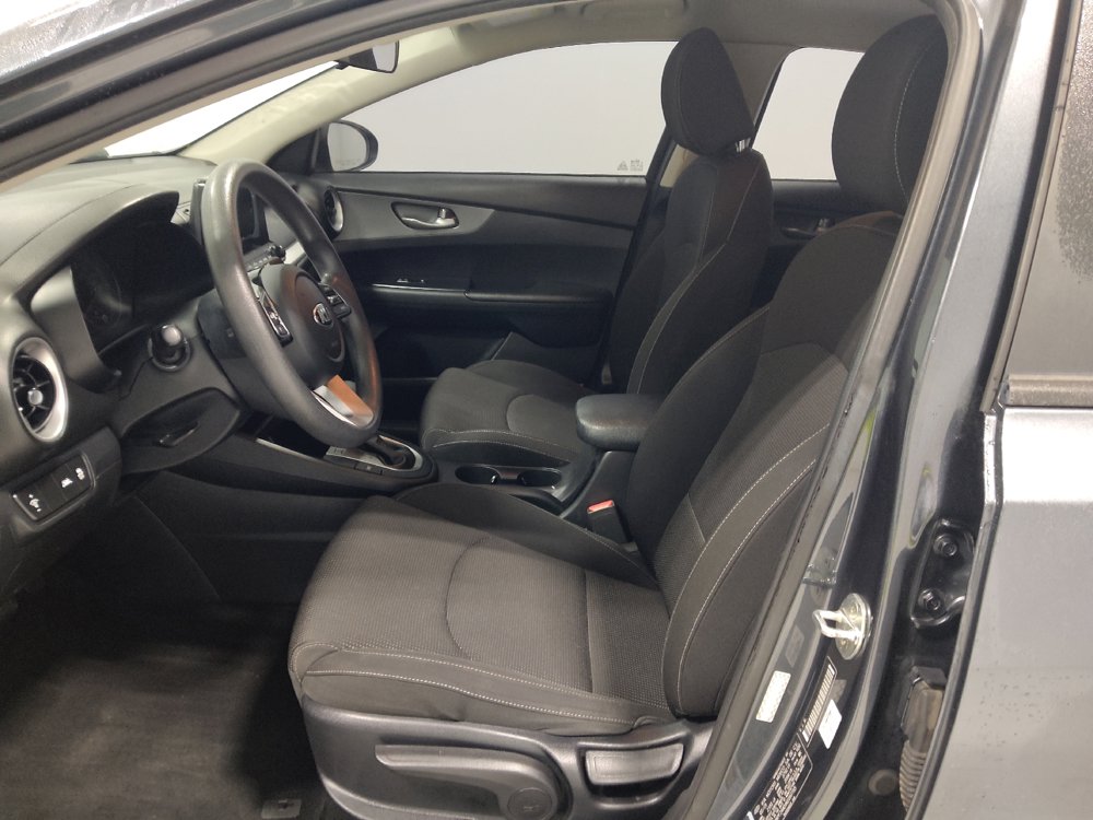 Used 2019 Kia Forte LXS FWD image 17