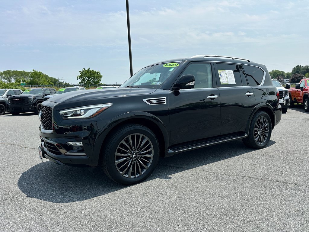 Used 2023 INFINITI QX80 Premium Select w/ Cargo Package image 2